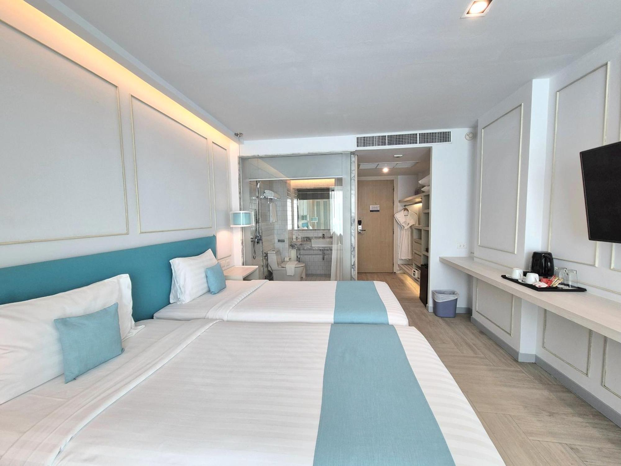 Chambre Deluxe Double ou Lits Jumeaux