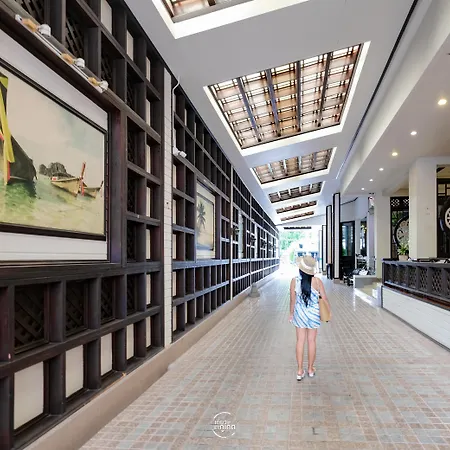 Days Inn By Wyndham Patong Beach-3