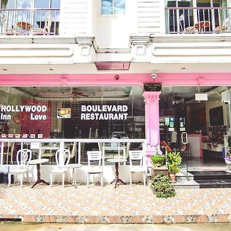 Hollywood Inn Love-3