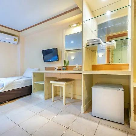 Patong Beachfront Boutique Hotel-2